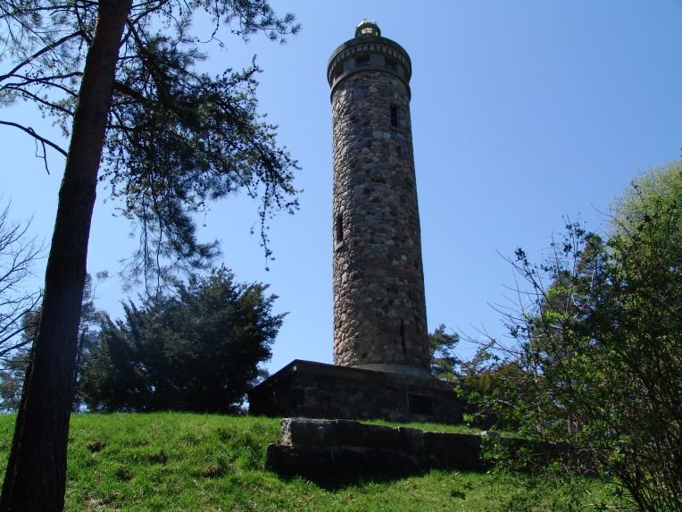 Woodbridge Memorial Tower, a WWI memorial in Woodbridge, Ontario